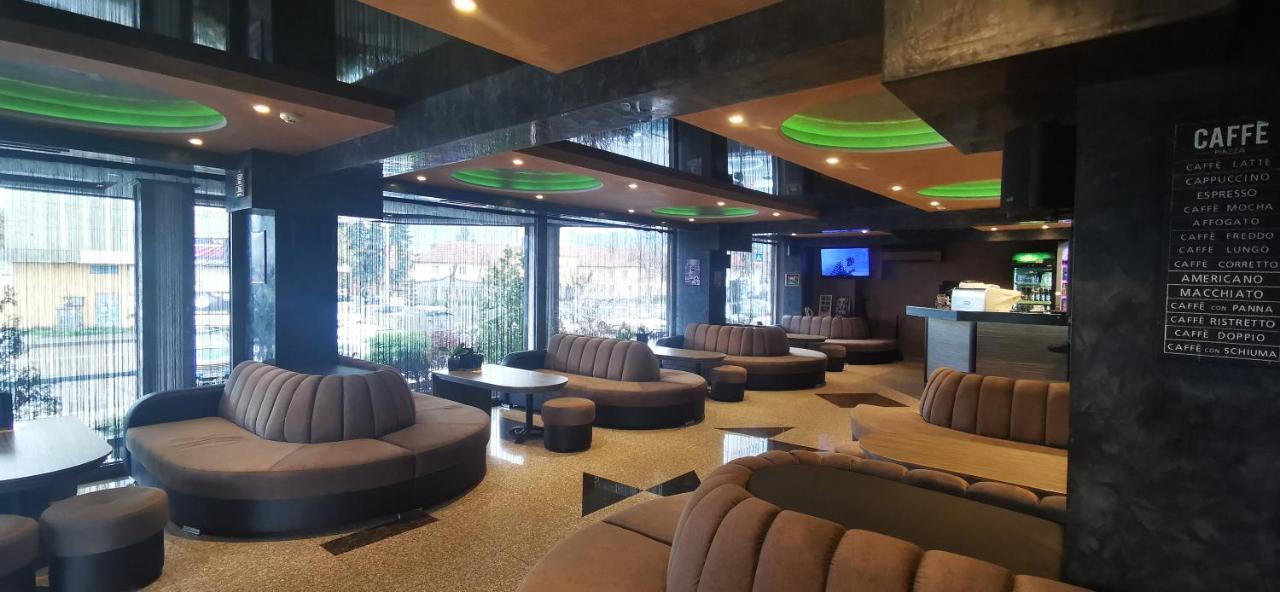 Hotel Elit Pernik Zewnętrze zdjęcie