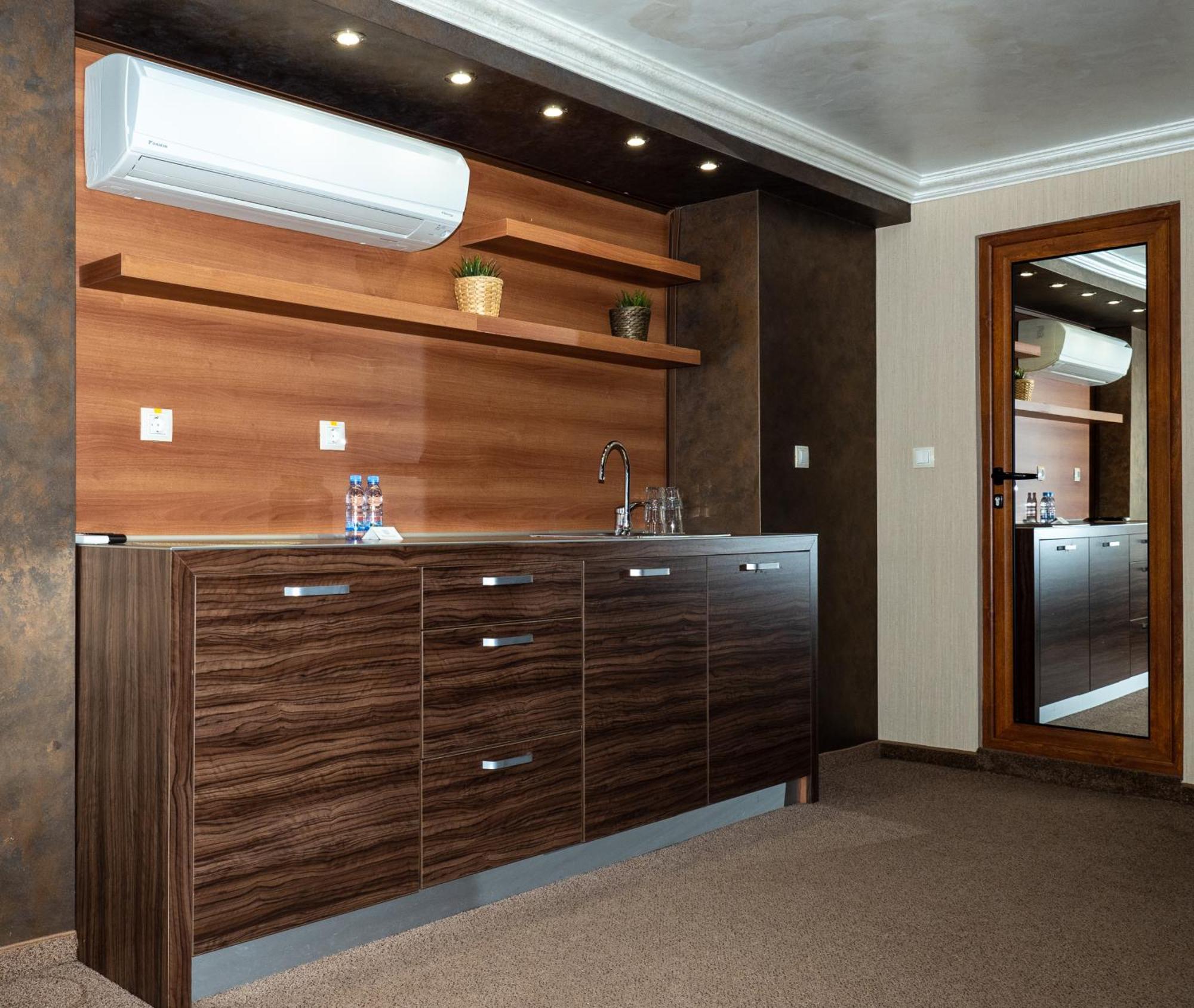 Hotel Elit Pernik Zewnętrze zdjęcie