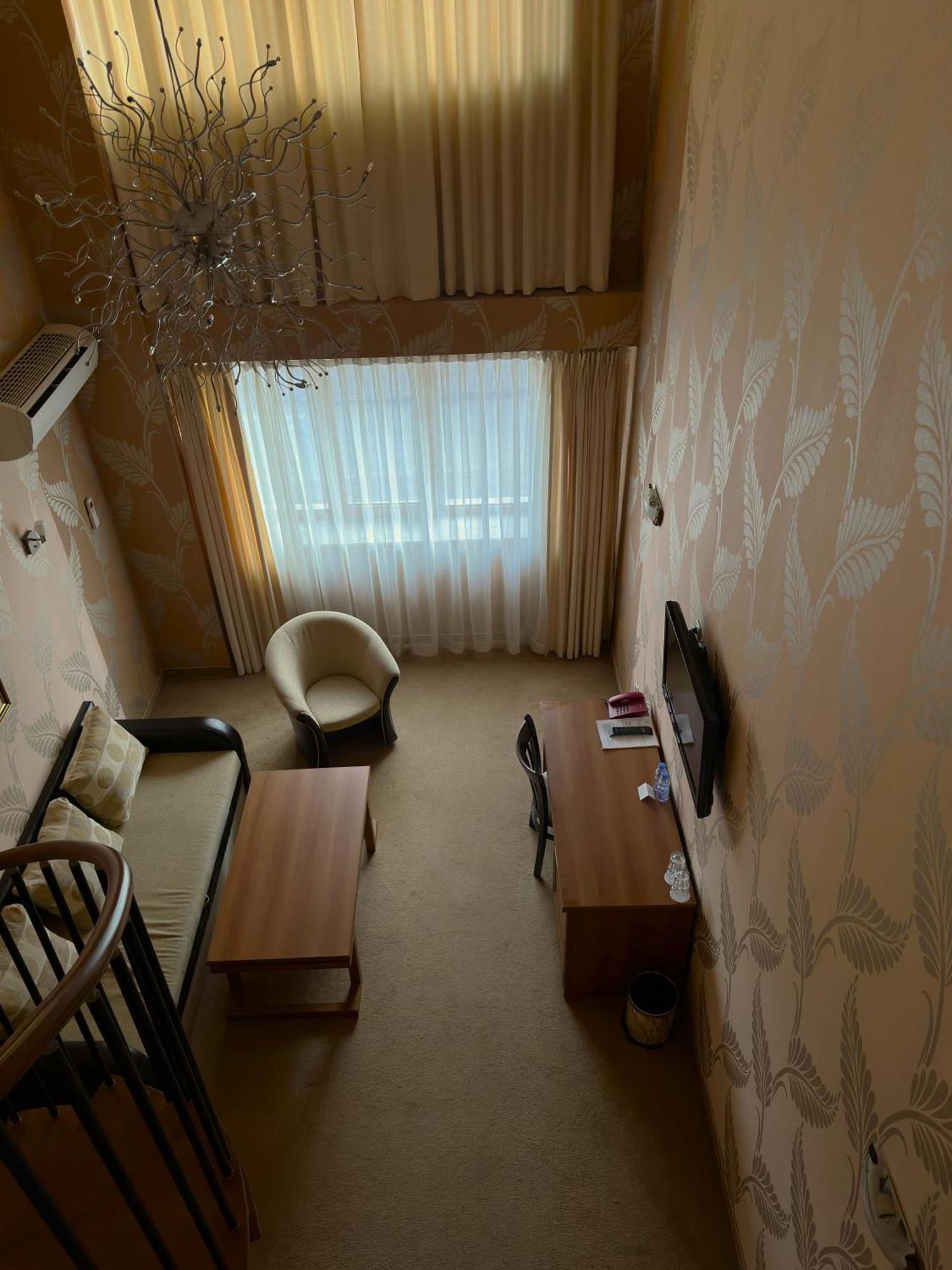 Hotel Elit Pernik Zewnętrze zdjęcie