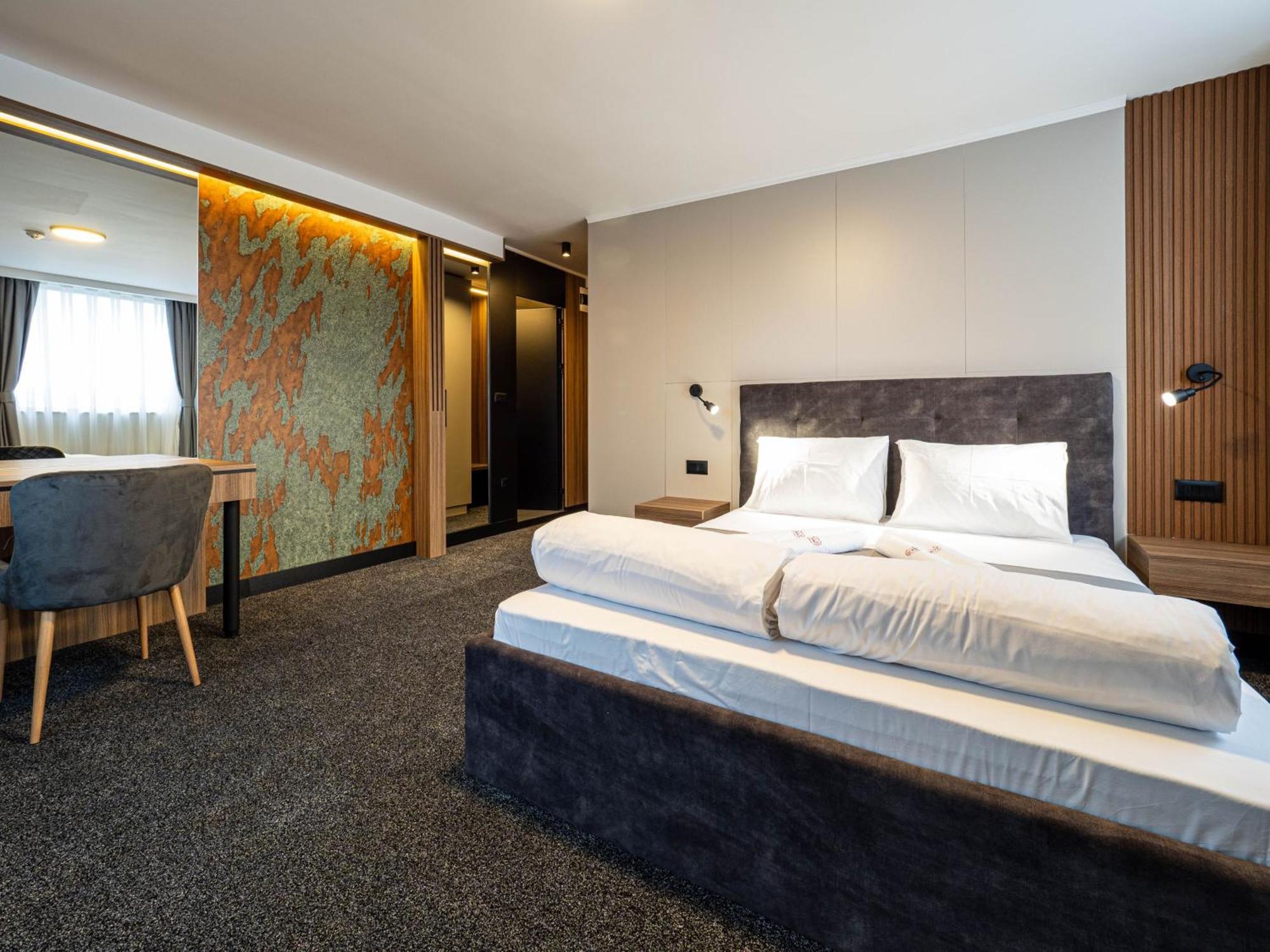 Hotel Elit Pernik Zewnętrze zdjęcie