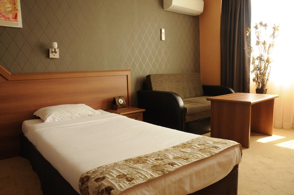 Hotel Elit Pernik Zewnętrze zdjęcie