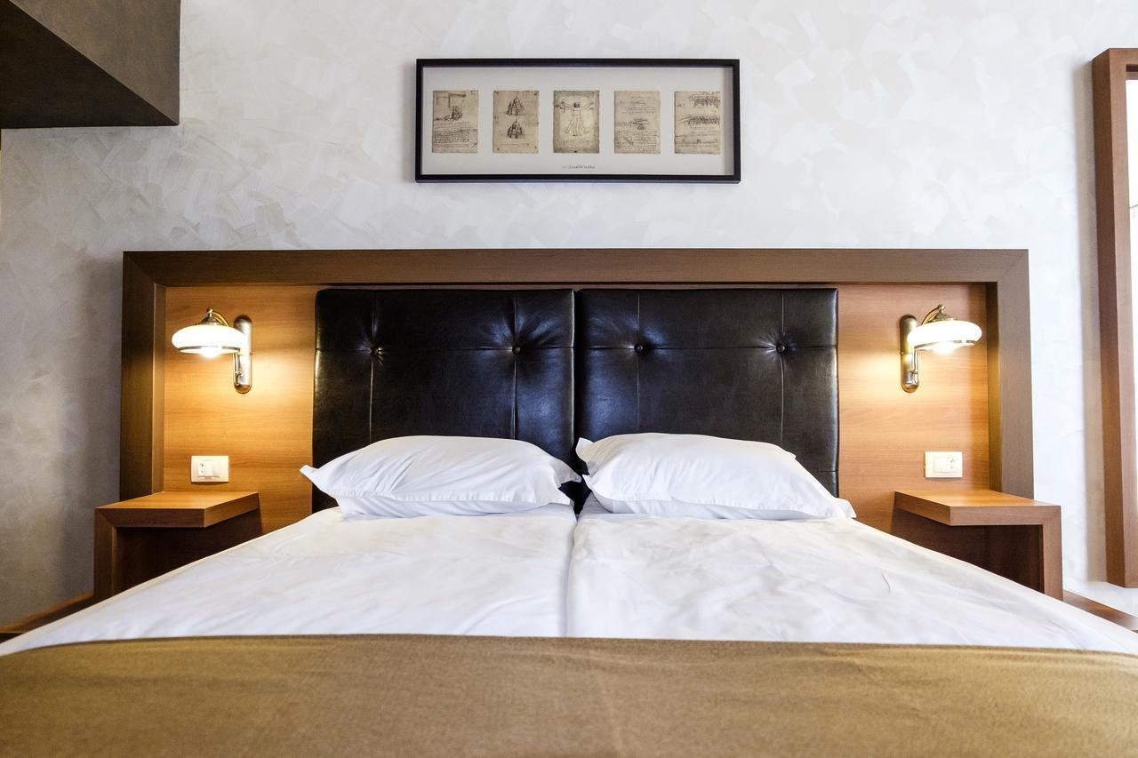 Hotel Elit Pernik Zewnętrze zdjęcie